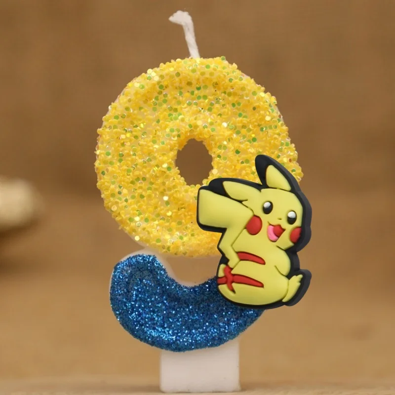 Bougie d'anniversaire Pokémon avec année et motif Pikachu