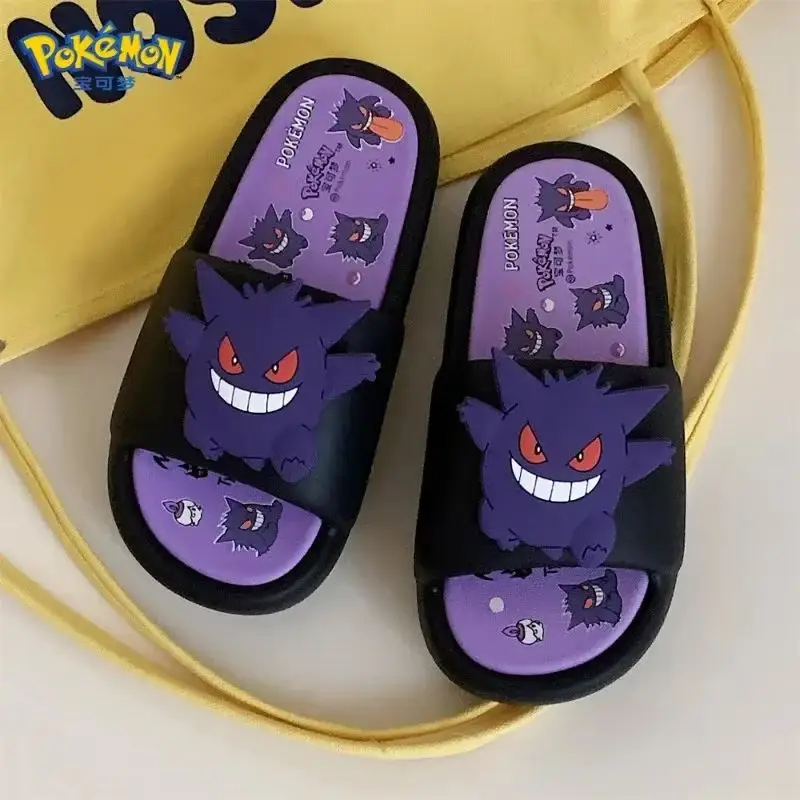 Chaussons Pokémon au look Gengar
