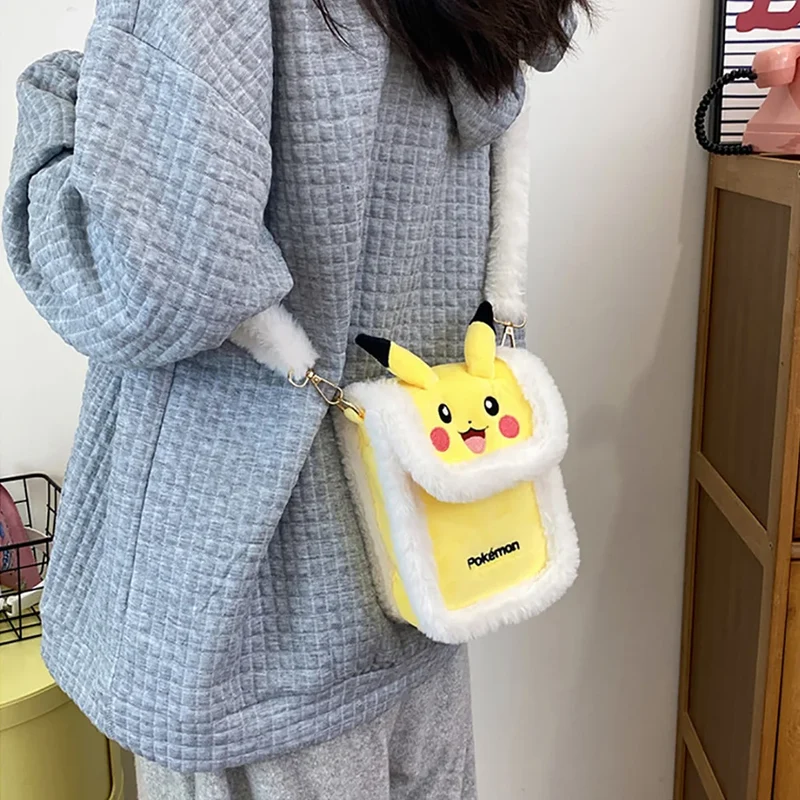 Sac bandoulière moelleux Pokémon Pikachu