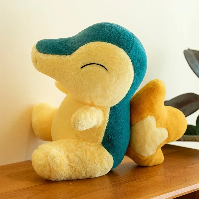 Peluche Pokémon XXL Feurigel Cyndaquil (environ 30 cm à 70 cm)