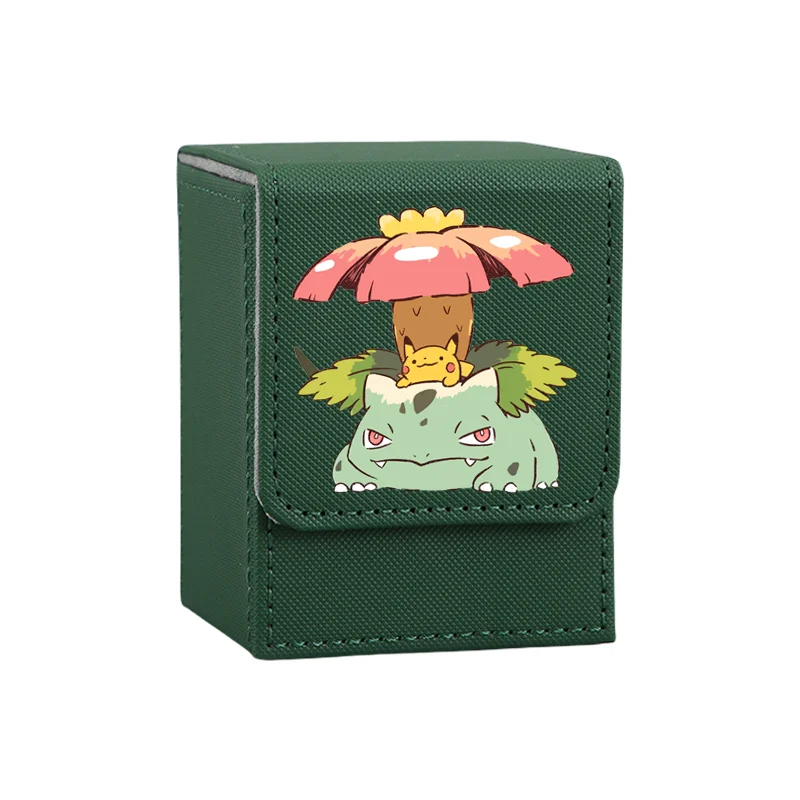 Boîte robuste pour cartes à collectionner Pokémon, disponible en différents modèles.