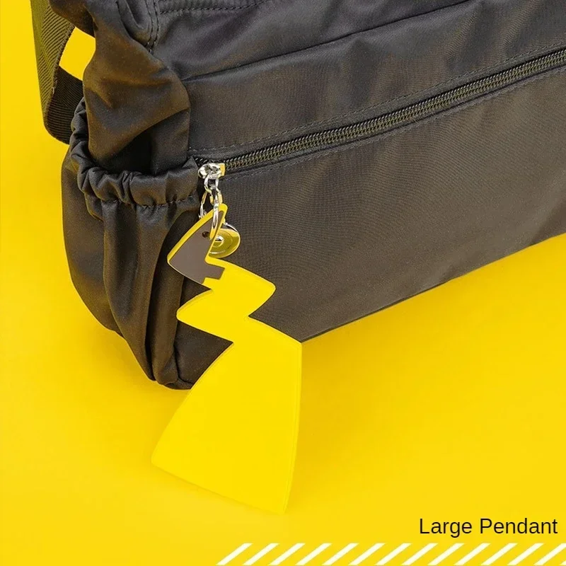 Pendentif Pokémon Pikachu en 2 tailles