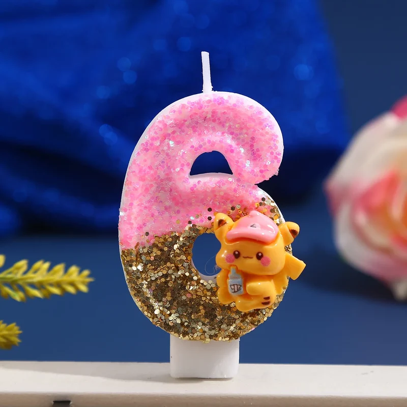 Bougie à paillettes Pikachu rose avec année pour de superbes anniversaires