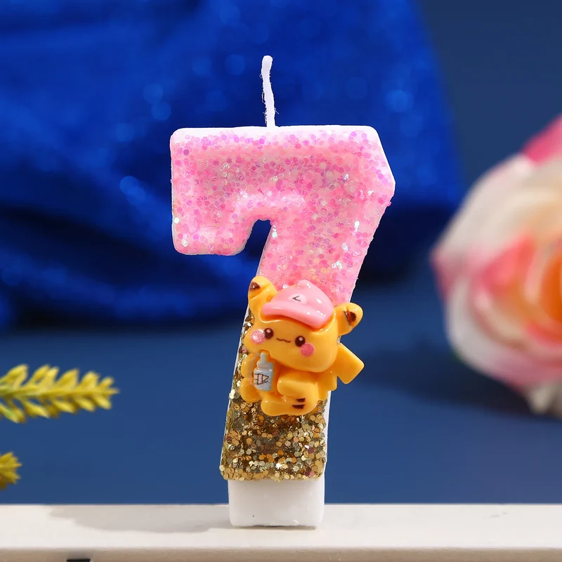 Bougie à paillettes Pikachu rose avec année pour de superbes anniversaires
