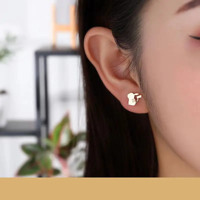 Boucles d'oreilles Pikachu élégantes