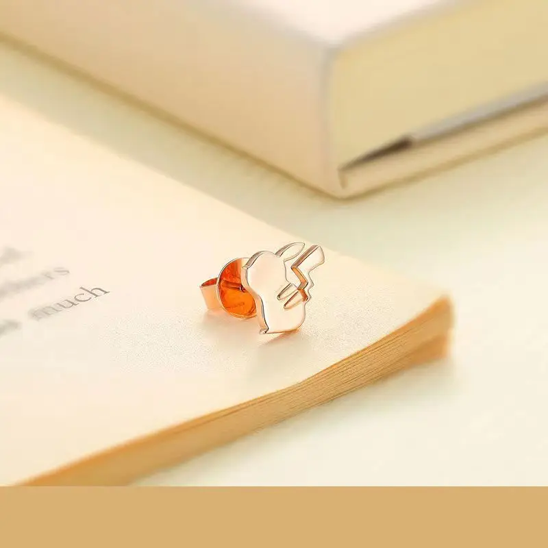 Boucles d'oreilles Pikachu élégantes