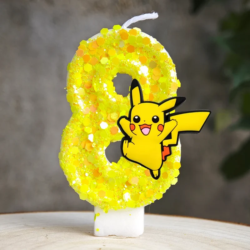 Bougie d'anniversaire jaune Pikachu avec année
