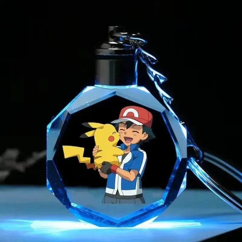 Porte-clés en cristal Pokémon Pikachu coloré