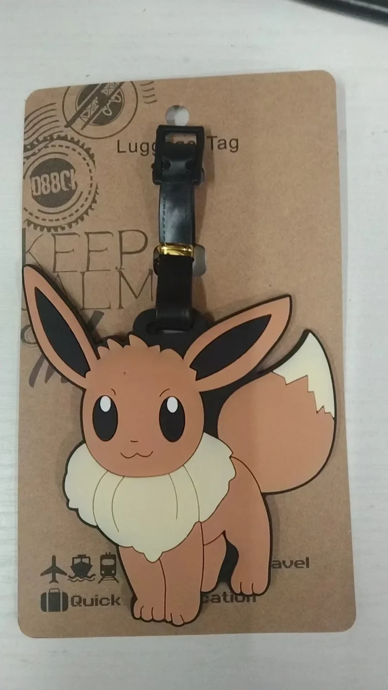 Étiquettes à bagages Pokémon dans de nombreux modèles