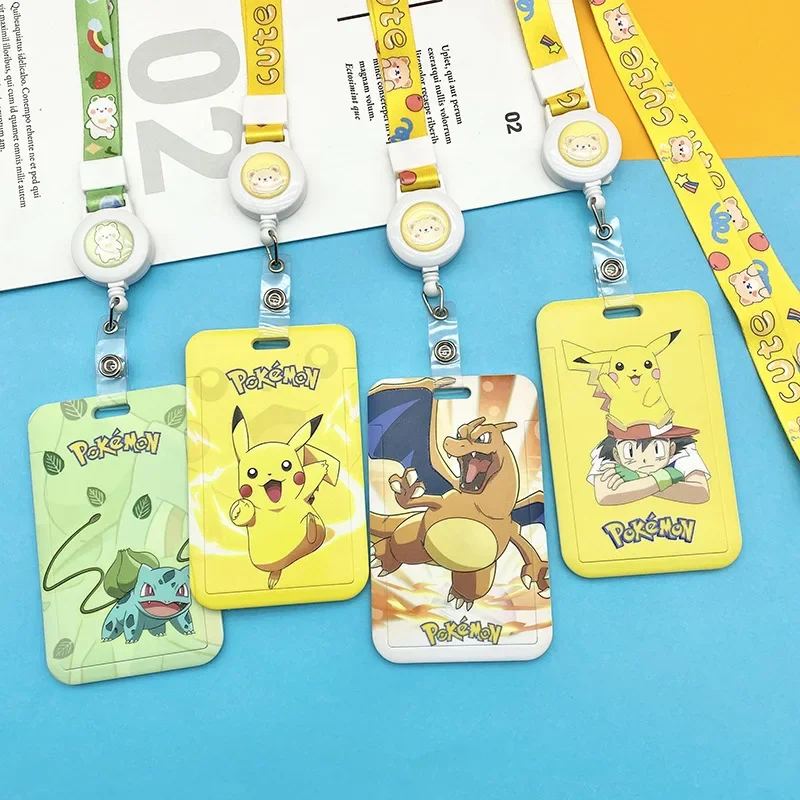 Badges Pokémon avec cordon dans de nombreux modèles différents
