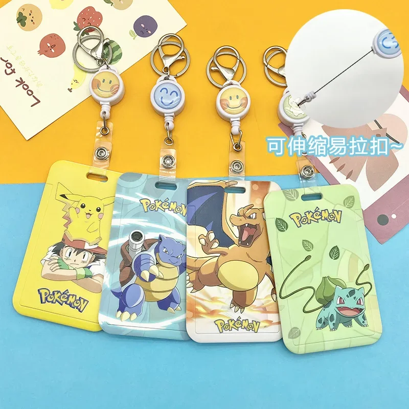 Badges Pokémon avec cordon dans de nombreux modèles différents
