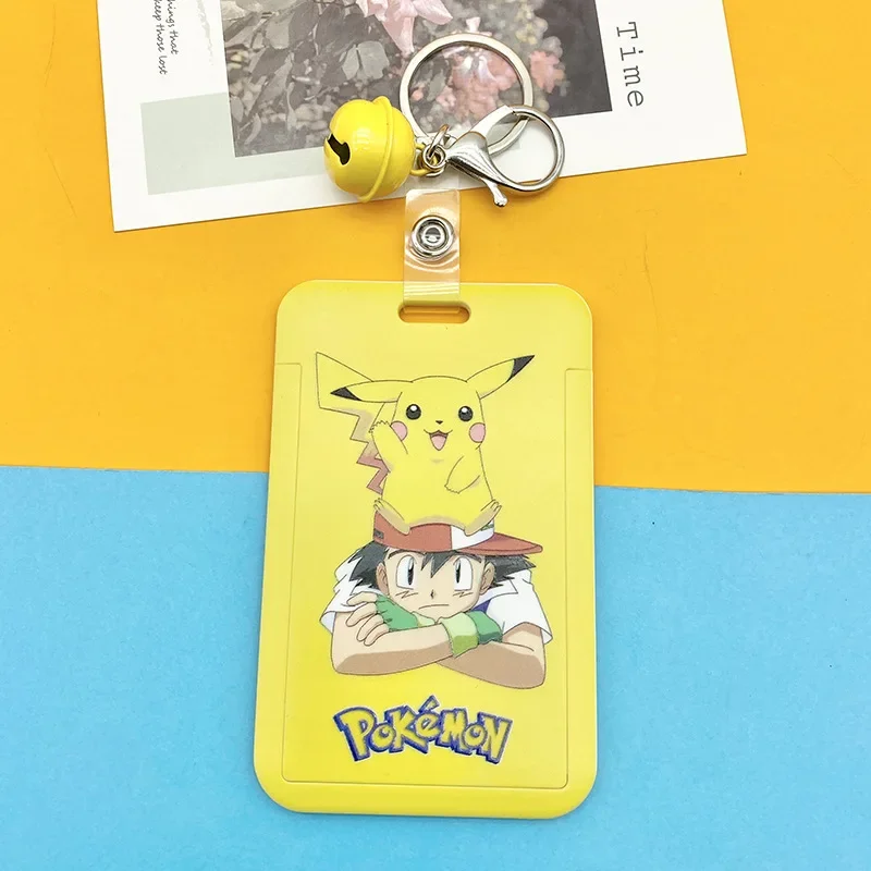 Badges Pokémon avec cordon dans de nombreux modèles différents