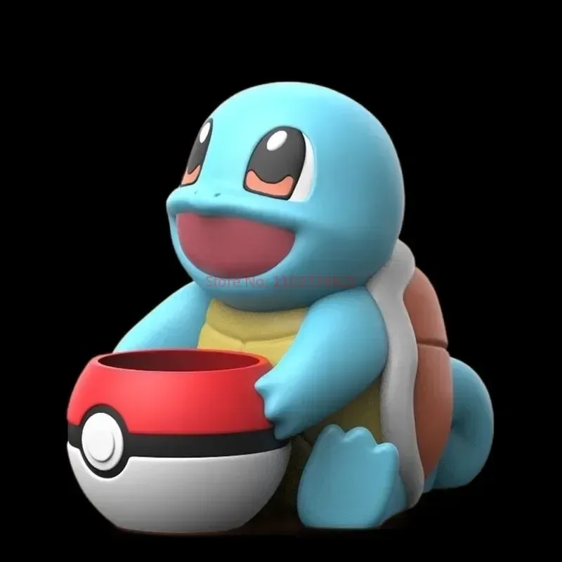 Figurine Carapuce avec un pot au look Pokéball