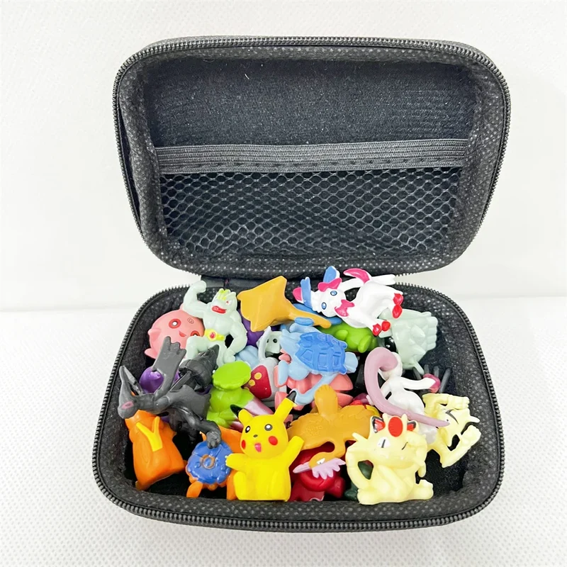 Coffret Pokémon Trading Card Protector + 24 figurines – Le coffret parfait pour les collectionneurs
