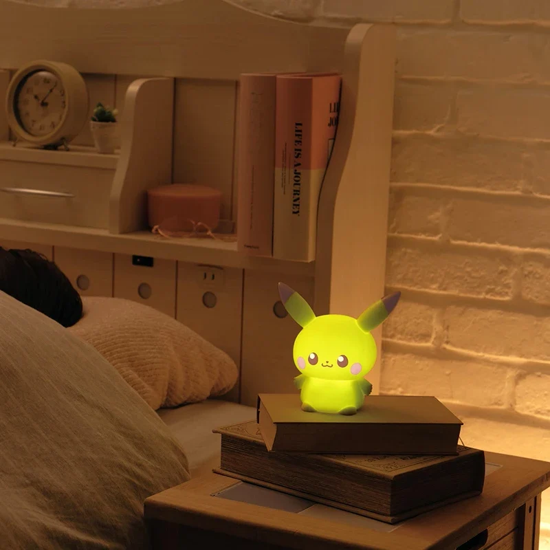 Jolie veilleuse lampe Pichu ou Plinfa