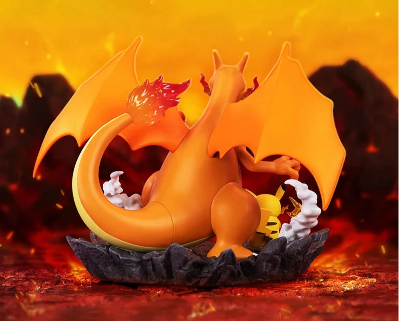 Charizard Charizard avec figurine Pikachu
