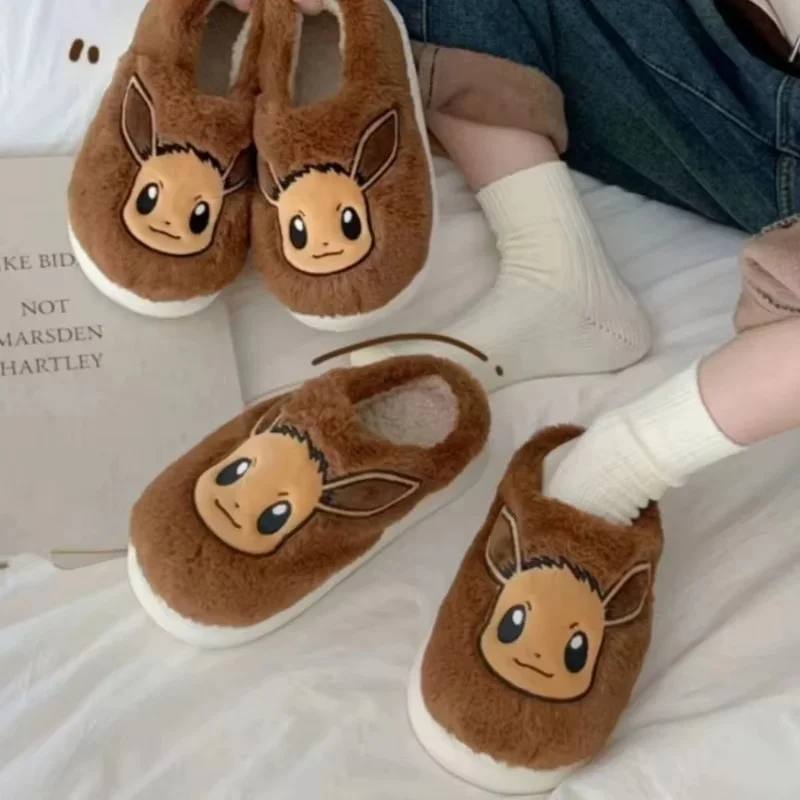 Chaussons enfants Fluffy Évoli, Bulbasaur, Pikachu