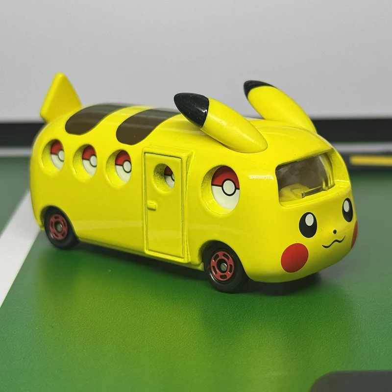 Bus jouet Pokémon Pikachu à collectionner ou avec lequel jouer