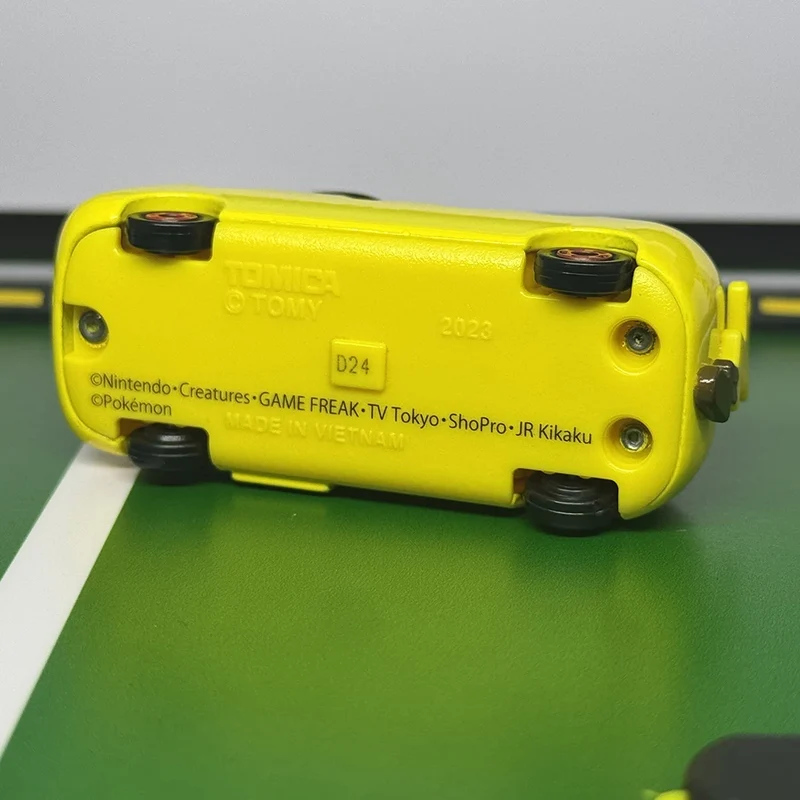 Bus jouet Pokémon Pikachu à collectionner ou avec lequel jouer