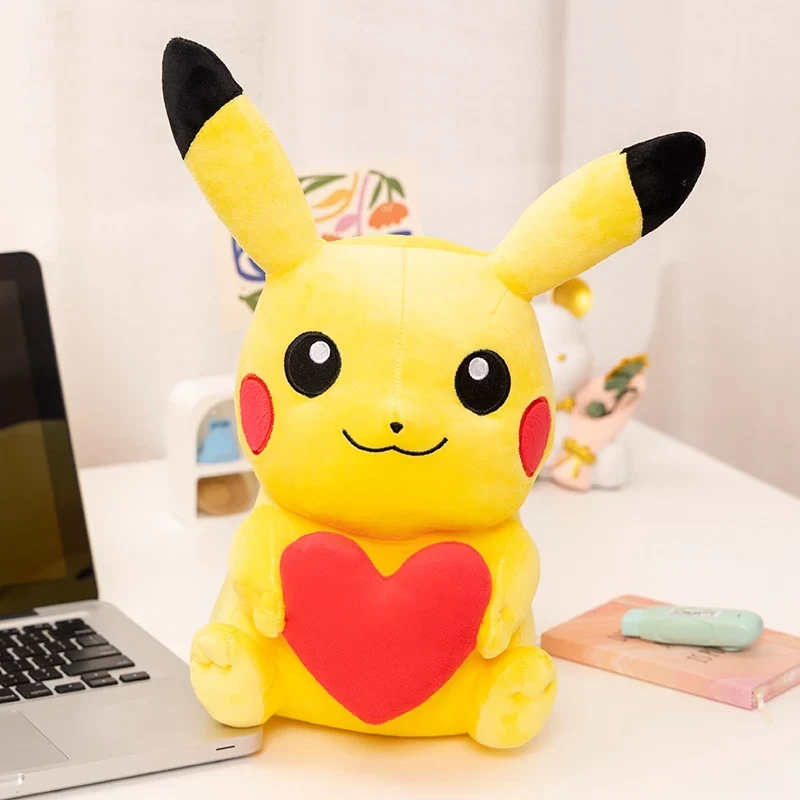 Adorables peluches Pikachu
