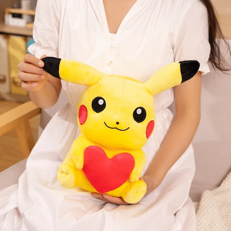 Adorables peluches Pikachu