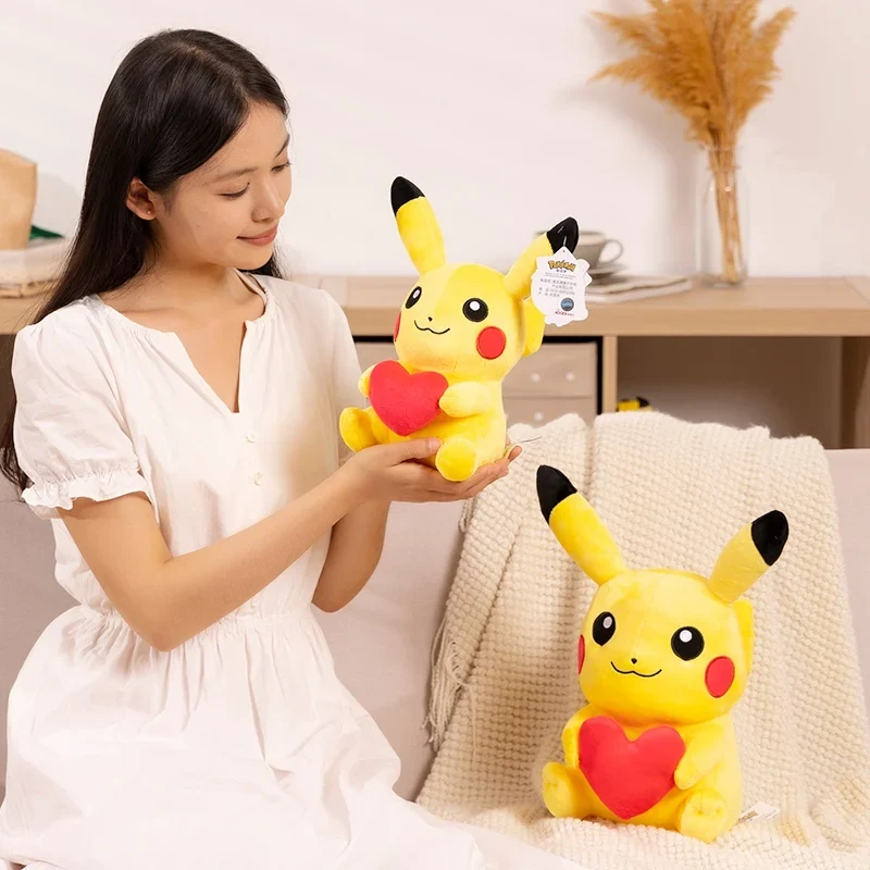 Adorables peluches Pikachu