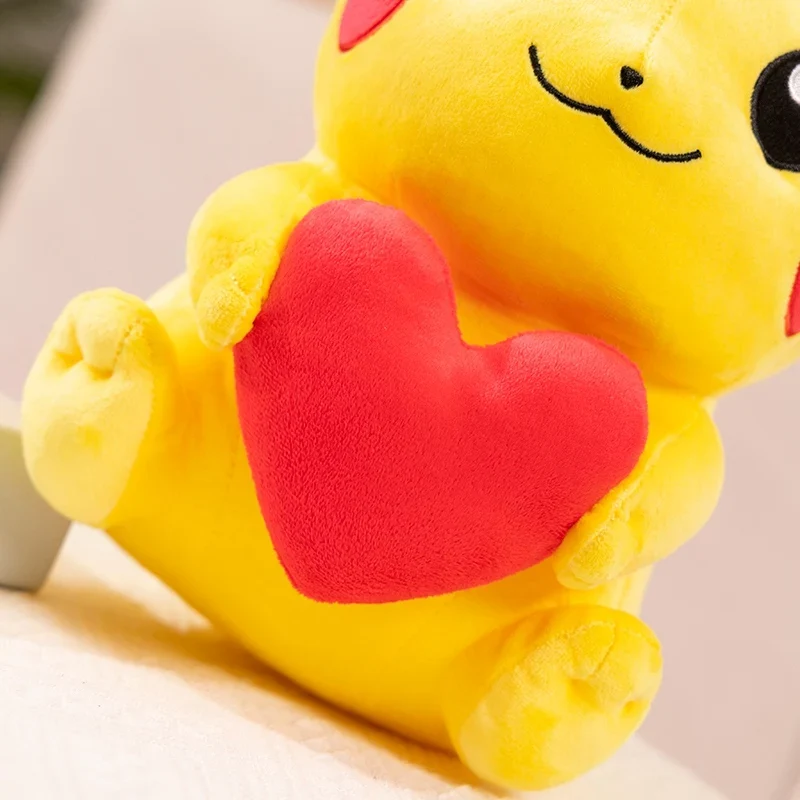 Adorables peluches Pikachu