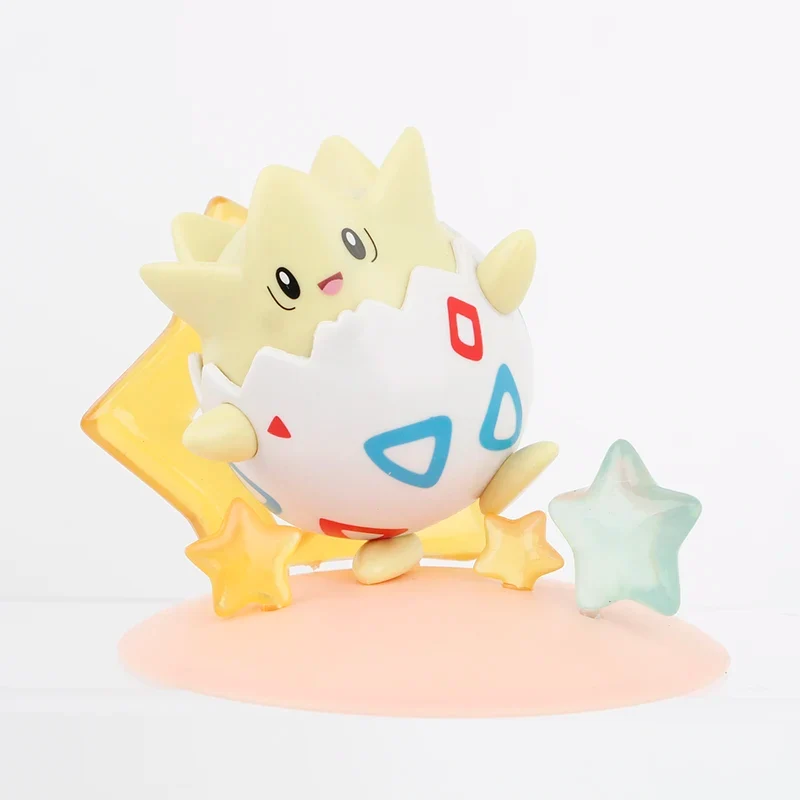 Coffret de 4 figurines Pokémon avec Pikachu, Feelinra Nymphali, Togepi et Piplup (8-10 cm)