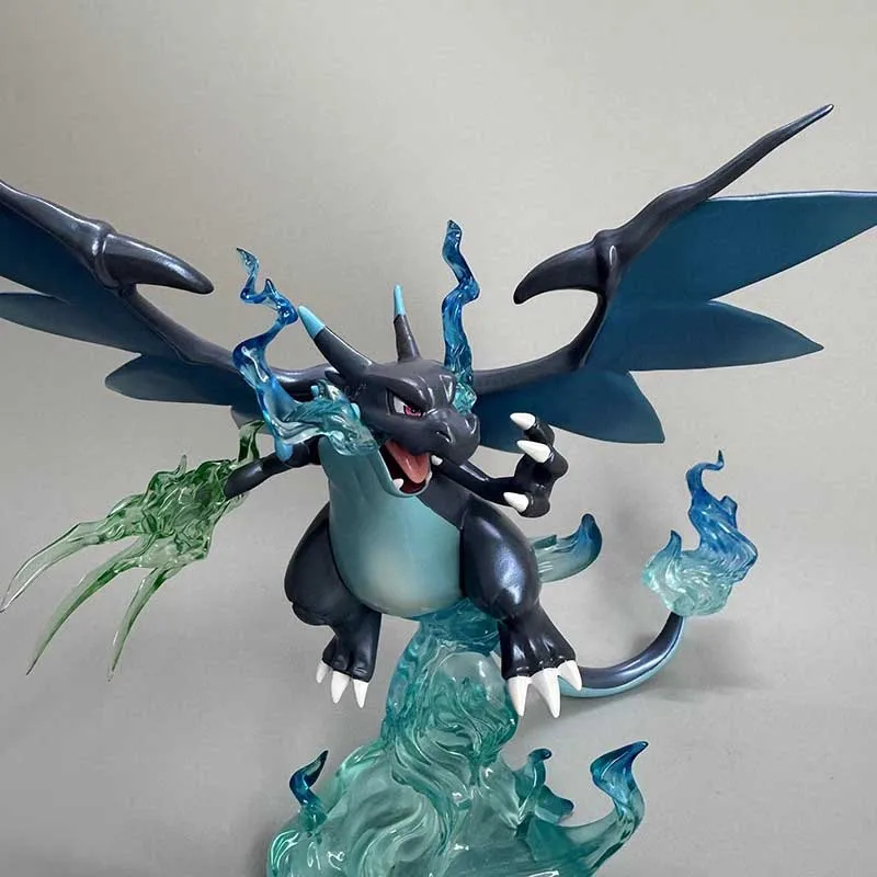 Figurine détaillée de Pokémon Glurak Charizard ou Quajutsu Greninja