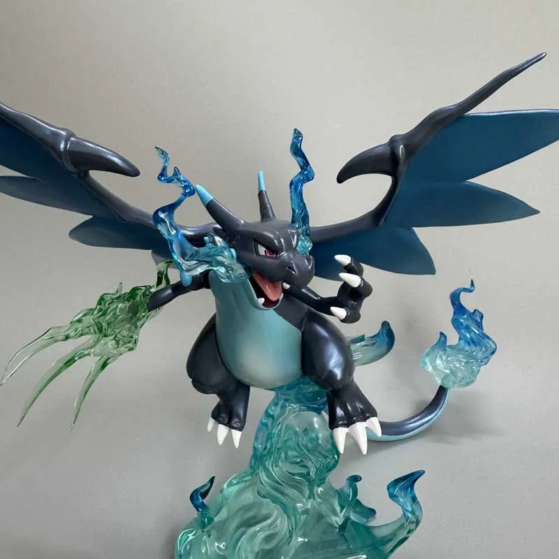 Figurine détaillée de Pokémon Glurak Charizard ou Quajutsu Greninja