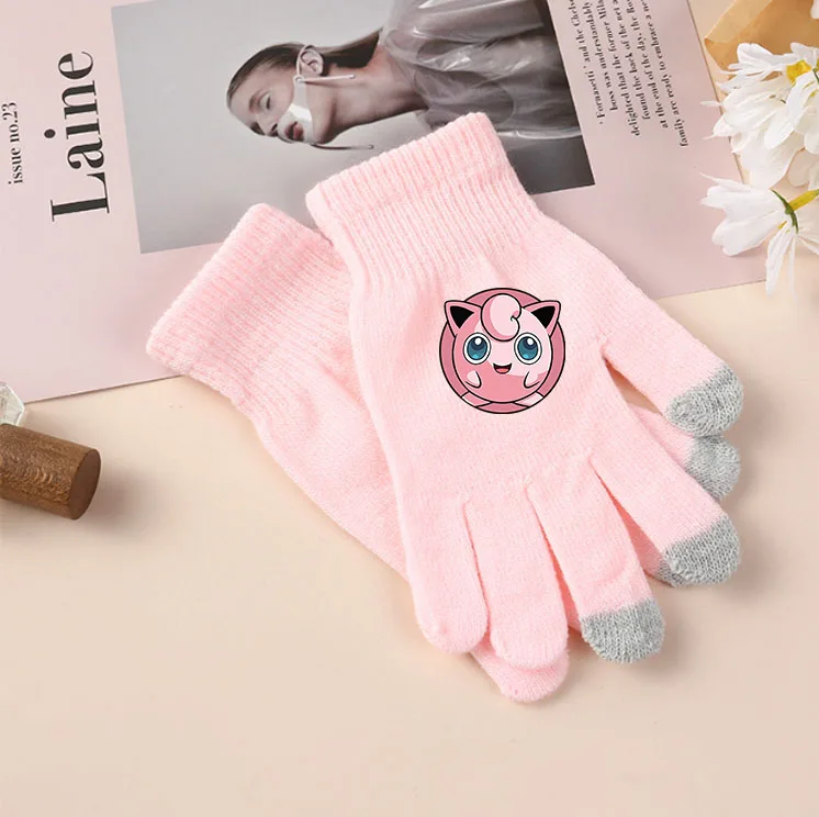 Gants d'hiver avec différents motifs Pokémon