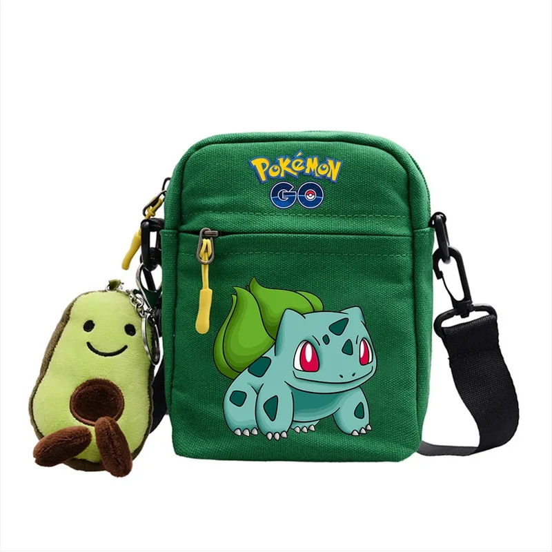 Sac besace motifs Pokémon et pendentif peluche avocat