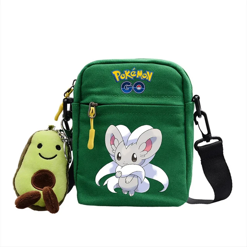 Sac besace motifs Pokémon et pendentif peluche avocat