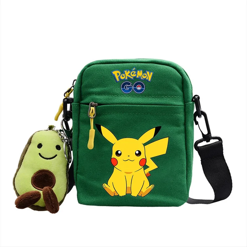 Sac besace motifs Pokémon et pendentif peluche avocat
