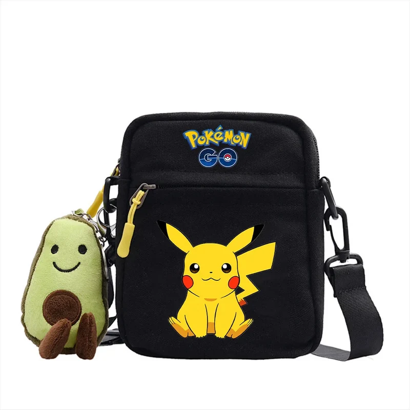 Sac besace motifs Pokémon et pendentif peluche avocat