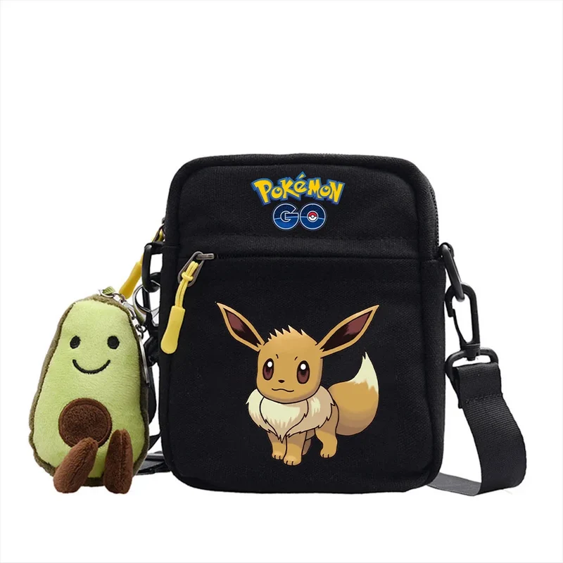 Sac besace motifs Pokémon et pendentif peluche avocat