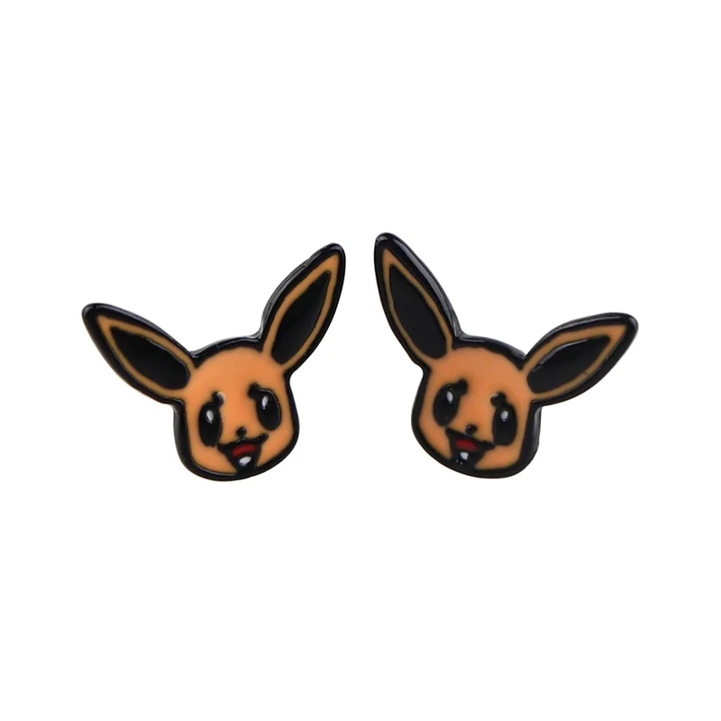 Boucles d'oreilles Pokémon avec de nombreux motifs différents.