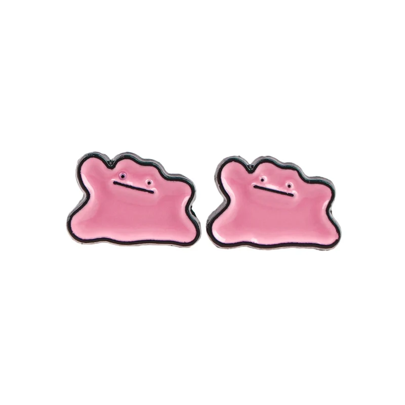 Boucles d'oreilles Pokémon avec de nombreux motifs différents.