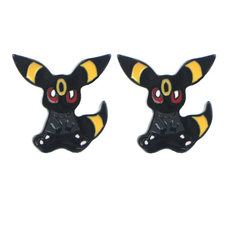 Boucles d'oreilles Pokémon avec de nombreux motifs différents.