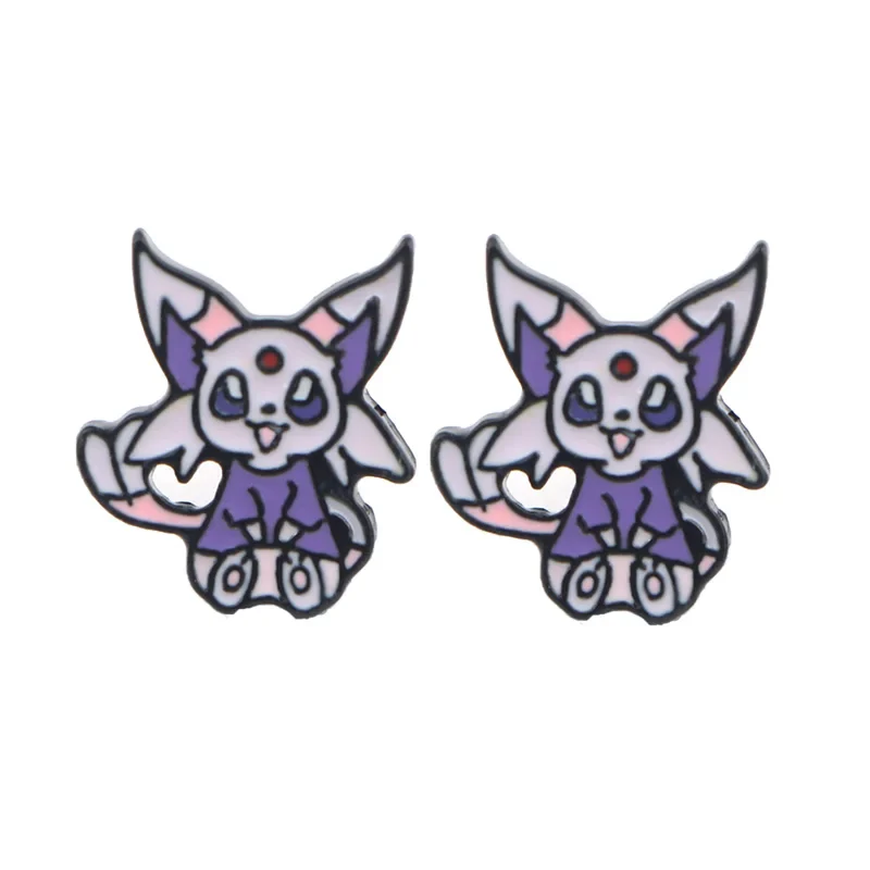 Boucles d'oreilles Pokémon avec de nombreux motifs différents.