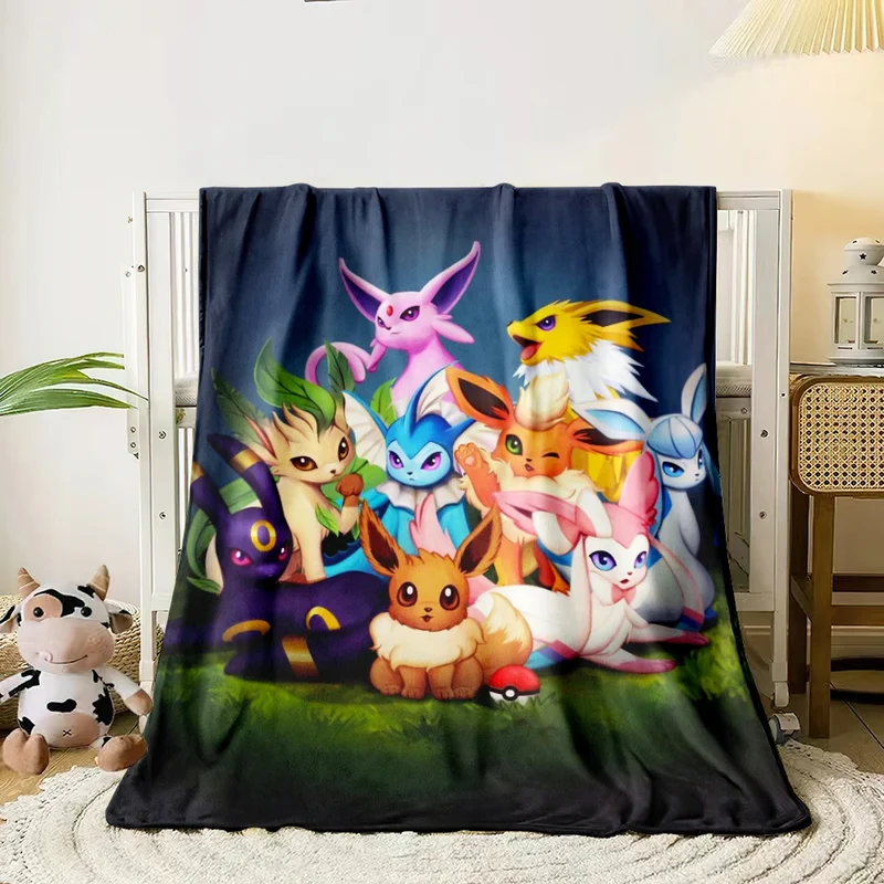 Couvertures moelleuses et moelleuses aux motifs Pikachu et Évoli