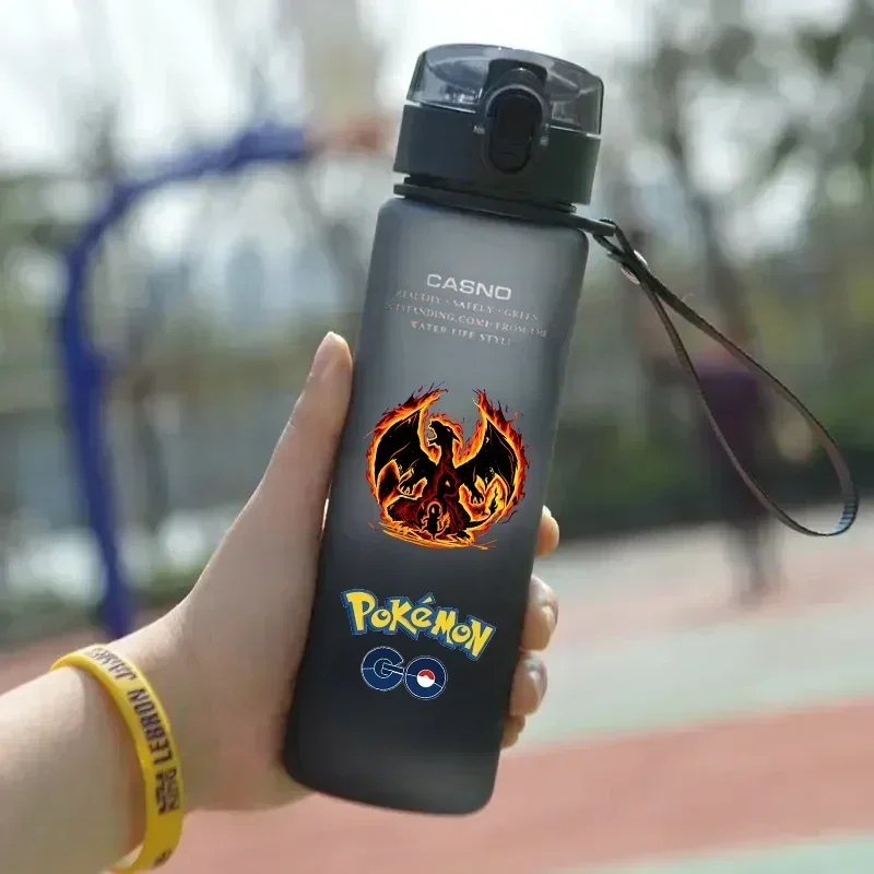 Gourde Pokemon 560ML pour le sport, l'école, l'été