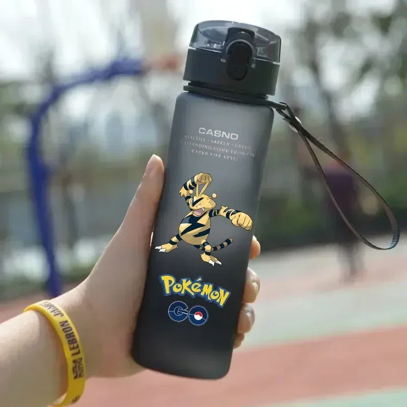 Gourde Pokemon 560ML pour le sport, l'école, l'été