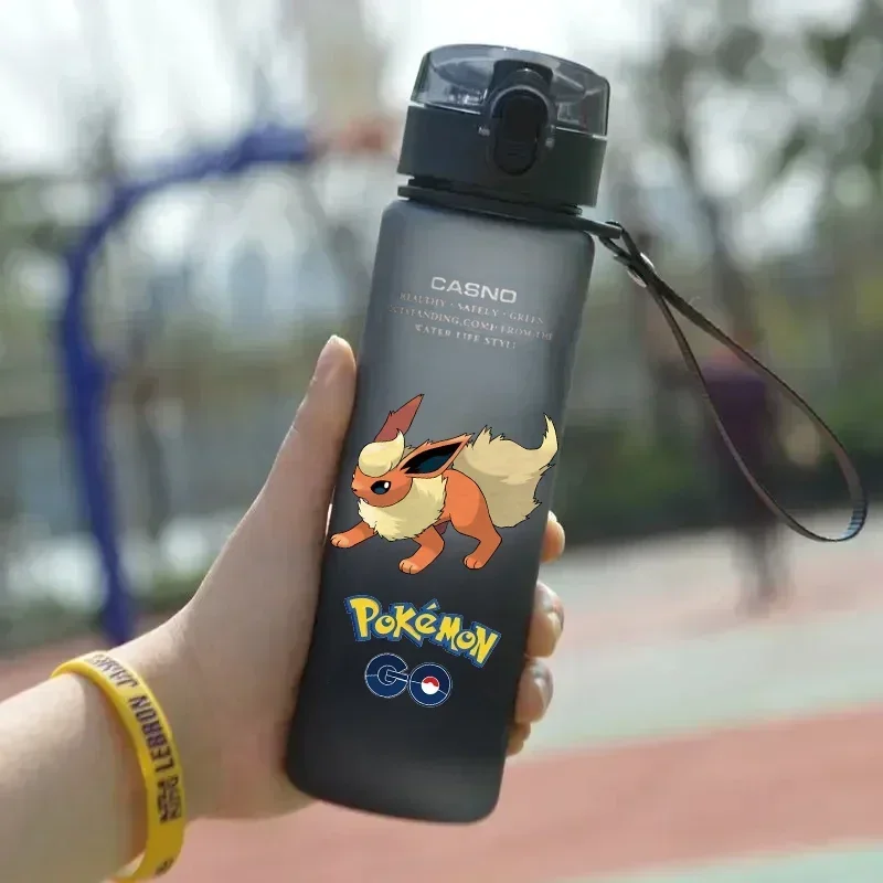 Gourde Pokemon 560ML pour le sport, l'école, l'été
