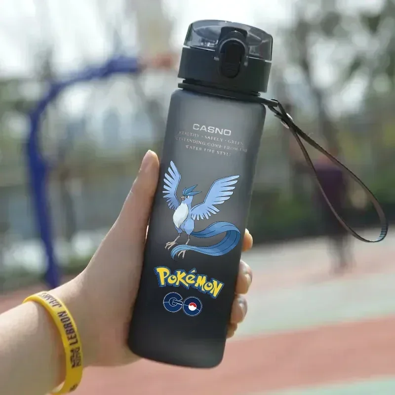 Gourde Pokemon 560ML pour le sport, l'école, l'été