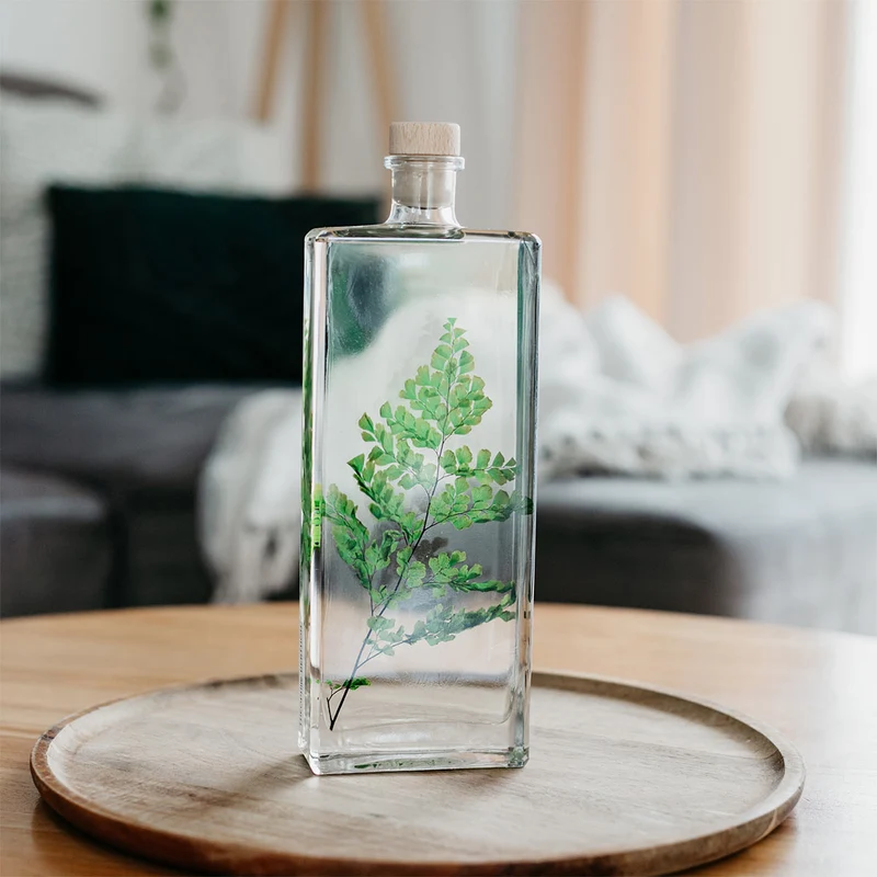 Plantes immergées en bouteille