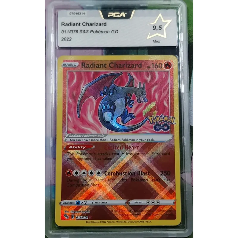 Carte gradé PCA 9.5 Dracaufeu Radieux (PGO 011) Pokémon GO - US