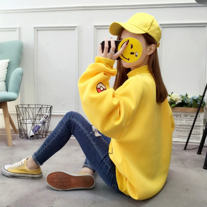 Élégant pull Pokemon Pikachu extra long