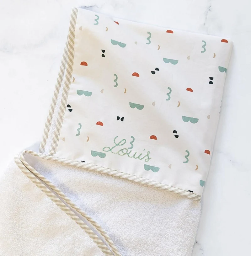 Cape de bain personnalisée Les Fils