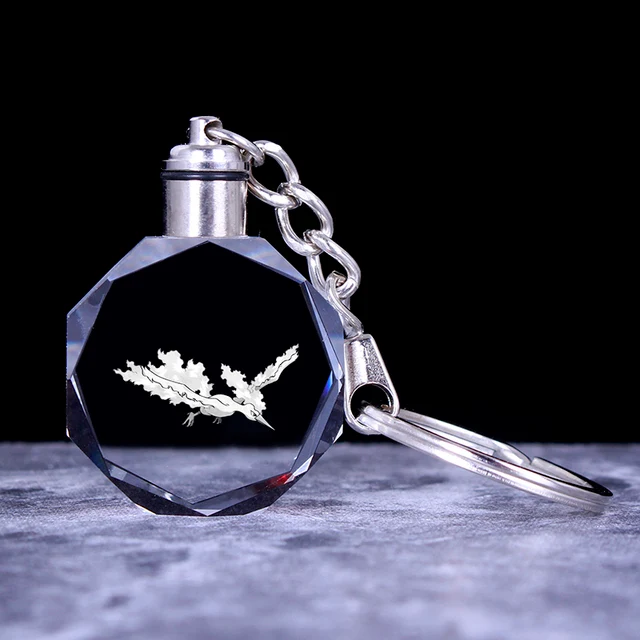 Pendentif en cristal Pokemon avec effet 3D - nombreux motifs